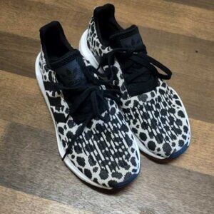 Like New Adidas Women's Originals Swift Run Casual Shoes Womens Size 8.5